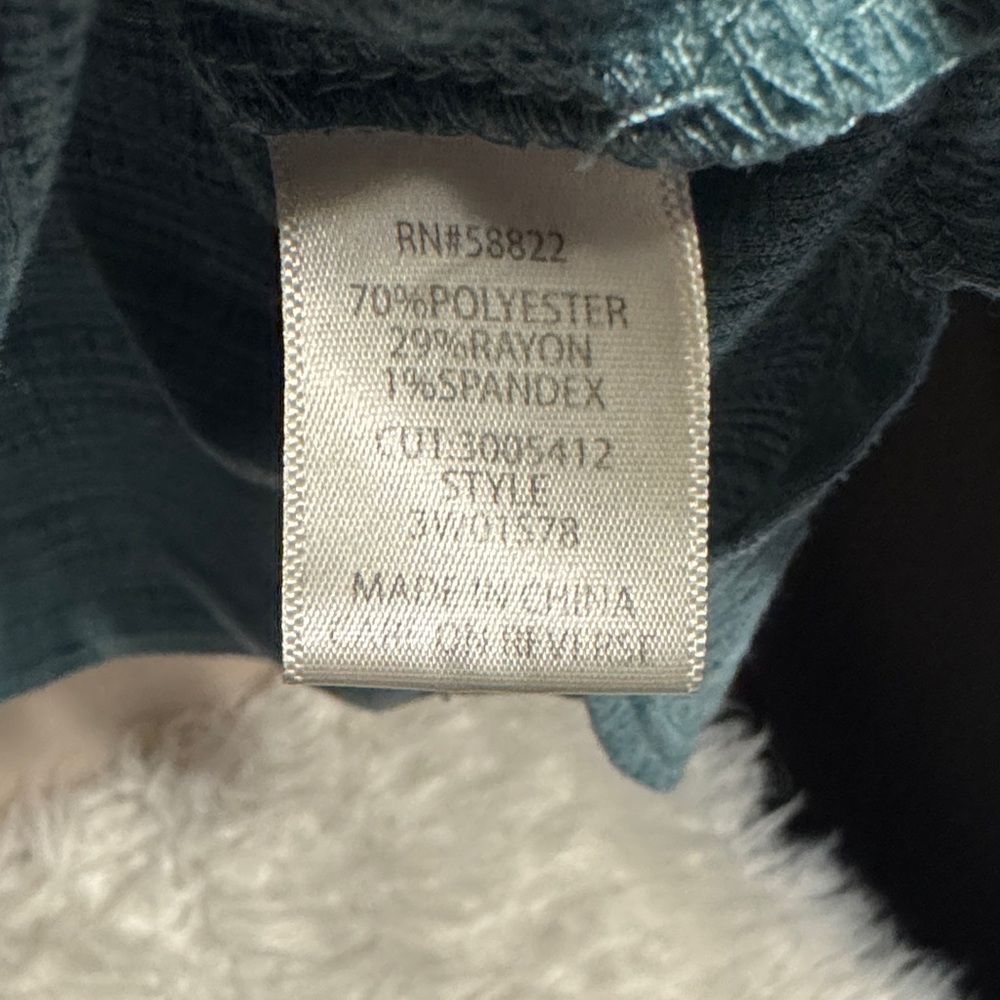 Max Studio Teal Blouse with Ruched Sleeves - Picture 5 of 5